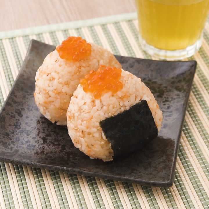 鮭いくらおにぎり