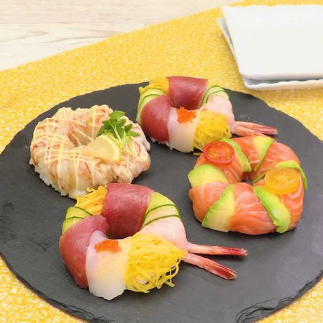 便利グッズで成型ラクラク ドーナツすし3種のレシピ動画 作り方 Delish Kitchen