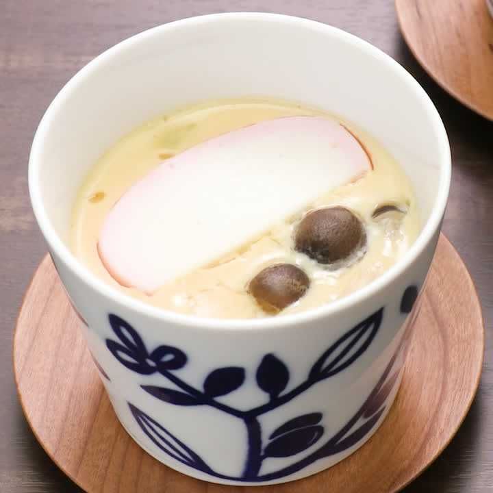 風味豊かな ささみとしめじの茶碗蒸しのレシピ動画 作り方 Delish Kitchen 風味豊かな ささみとしめじの茶碗蒸しのレシピ動画 作り方 Delish Kitchen