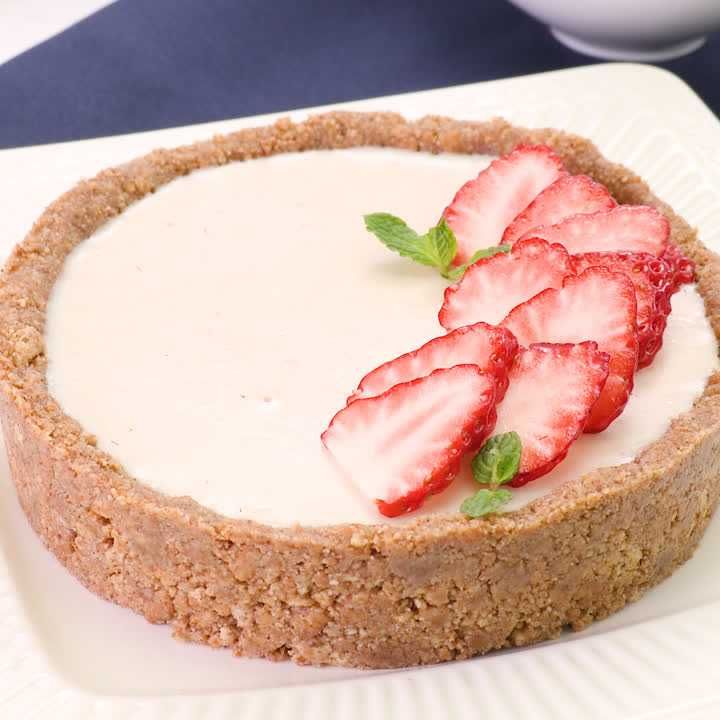 豆腐いちごチョコのタルト