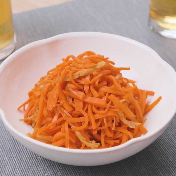 にんじんとさきいかの甘酢漬け