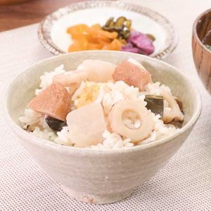 おでんの具で炊き込みごはん