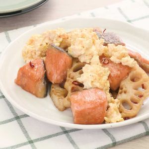 「鮭とれんこんの南蛮炒め」のレシピ動画