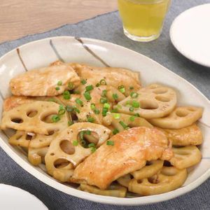 「鶏むねとれんこんのすき焼き風炒め」のレシピ動画