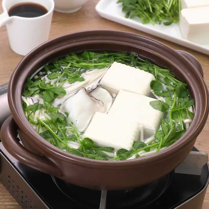 豆苗の湯豆腐