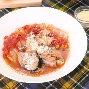 「サバ缶と白菜のトマト煮」のレシピ動画
