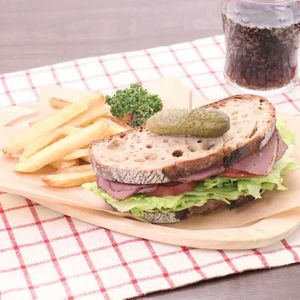 「パストラミサンド」のレシピ動画