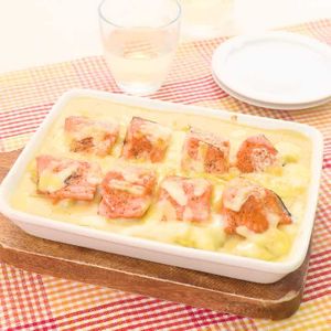 「鮭の豆乳みそグラタン」のレシピ動画