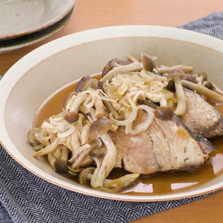 ブリとしめじの中華蒸し