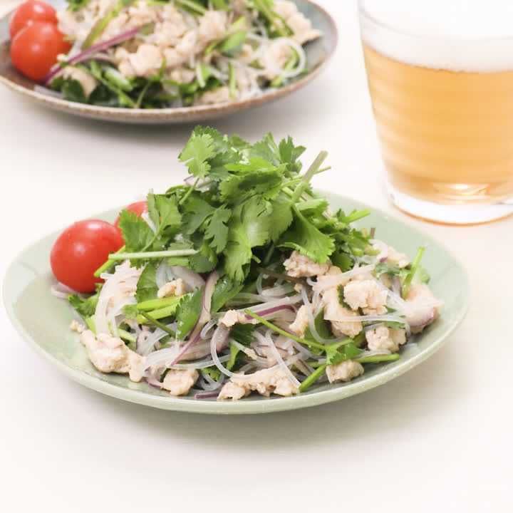 鶏ひき肉と春雨のエスニックサラダ