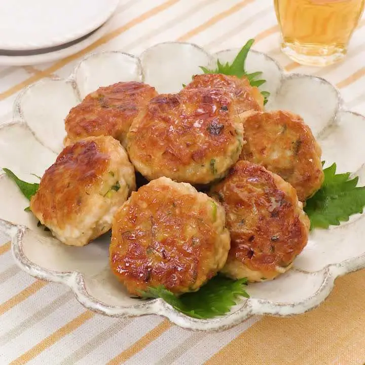 梅と大葉のはんぺんつくね