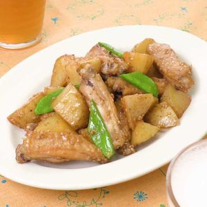 手羽中と新じゃがいもの照り煮