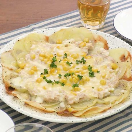 フライパンでこんがり じゃがいもとツナのチーズ焼きのレシピ動画 作り方 Delish Kitchen
