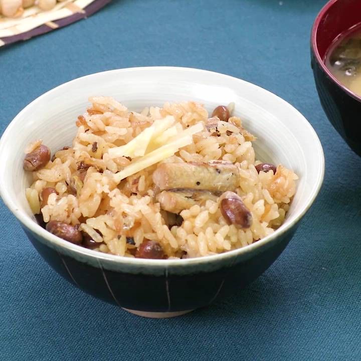 イワシと福豆の炊き込みご飯