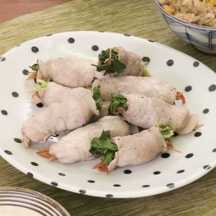きんぴらと豆苗の豚巻き