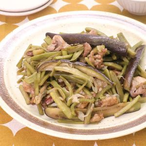 山くらげと豚肉の甘辛炒め