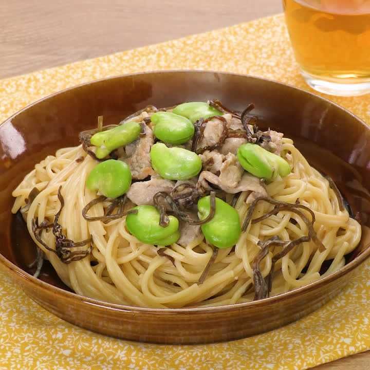 そら豆と豚肉の塩昆布クリームパスタ