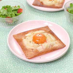 「卵とポテトサラダのガレット風春巻き」のレシピ動画