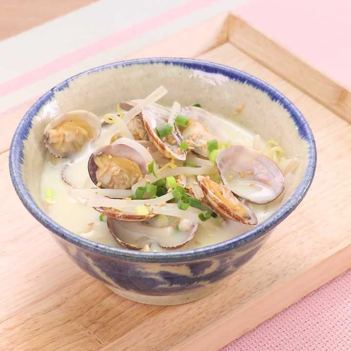 もやしとあさりの豆乳スープ