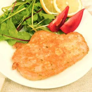 「厚切り肉でポークピカタ」のレシピ動画