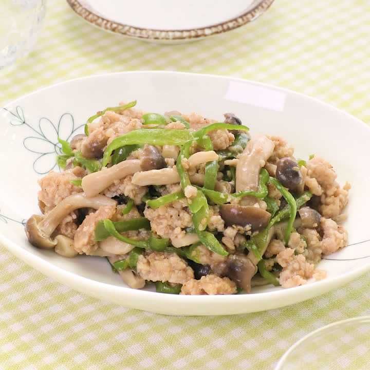 鶏ひき肉としめじのごま煮