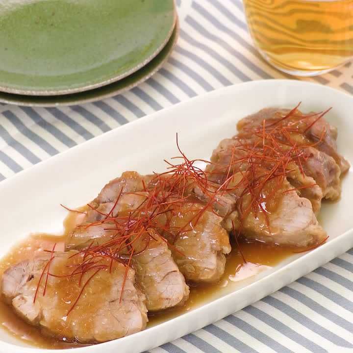 豚ヒレ肉でにんにく醤油蒸し