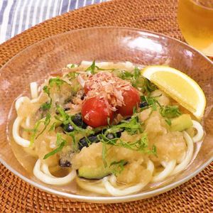 「揚げナスのぶっかけおろしうどん」のレシピ動画