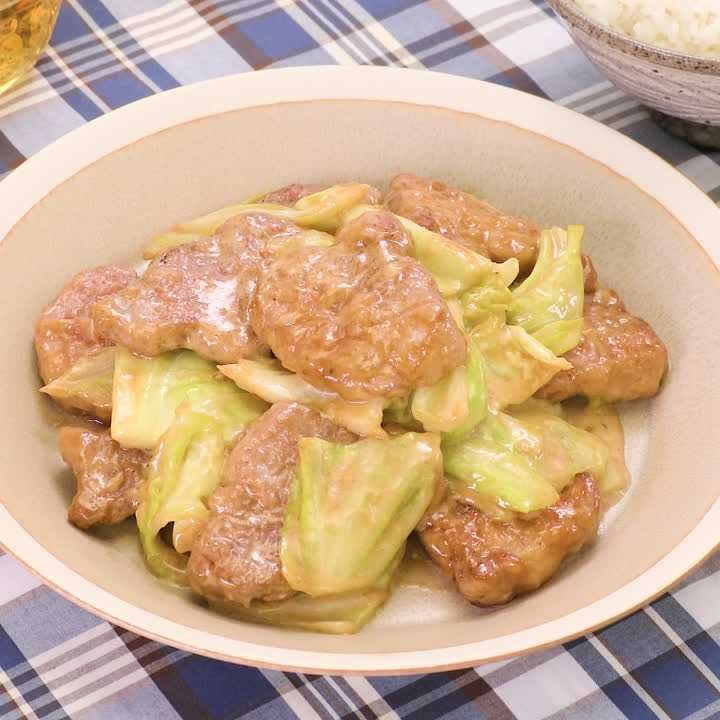 豚ヒレ肉とキャベツのオイマヨ炒め