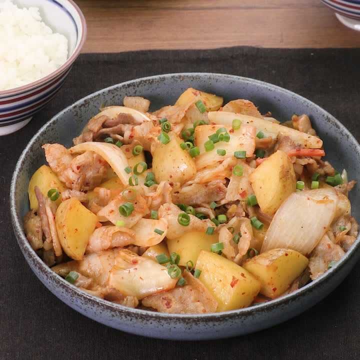 ぶたきむち　 豚肉たっぷり豚キムチ by naokoyyy 【クックパッド】 簡単