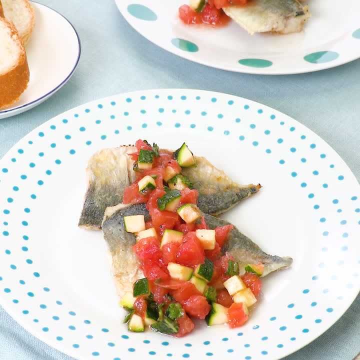 アジのムニエルのバジルトマトソース