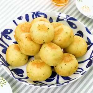 「コロコロチーズポテト」のレシピ動画