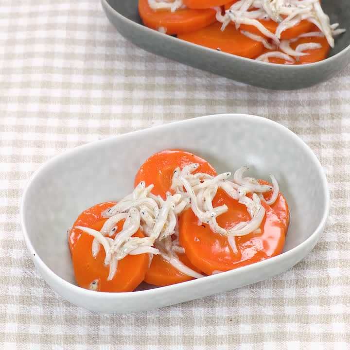 にんじんのしらすバターあえ