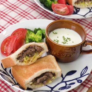 「牛肉とキャベツのポケットサンド」のレシピ動画