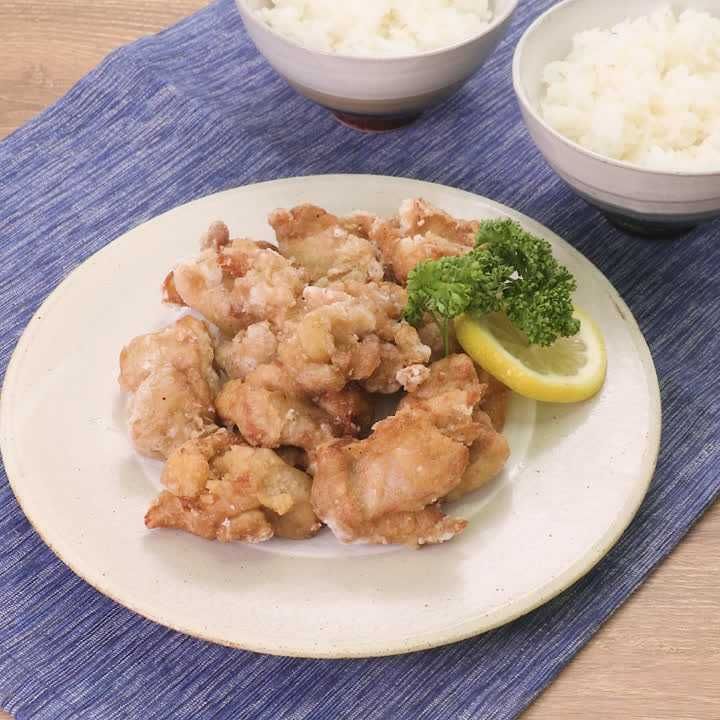 マヨネーズで下味♪ 鶏肉のジューシー唐揚げのレシピ動画・作り方 | DELISH KITCHEN