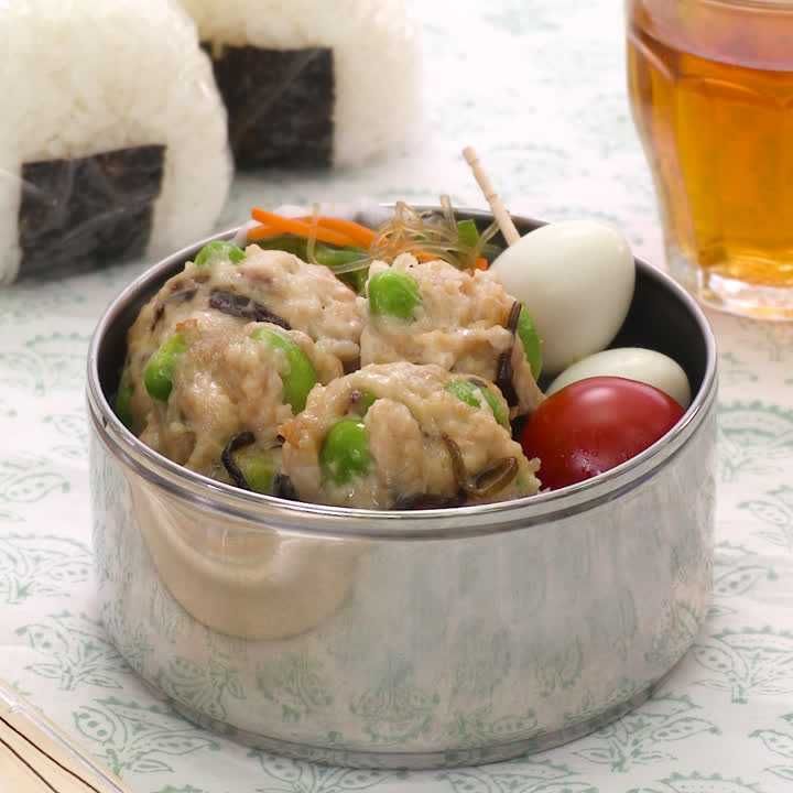 枝豆と塩昆布の鶏つくね