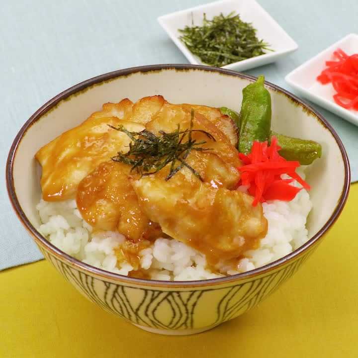 鶏むね肉のきじ焼き丼