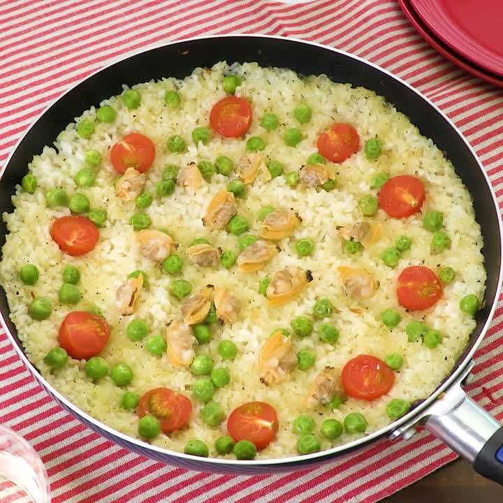 あさりとグリーンピースのパエリア