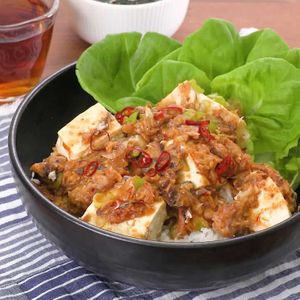 「サバ味噌麻婆豆腐丼」のレシピ動画