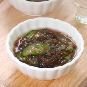 「もずくときゅうりの出汁浸し」のレシピ動画