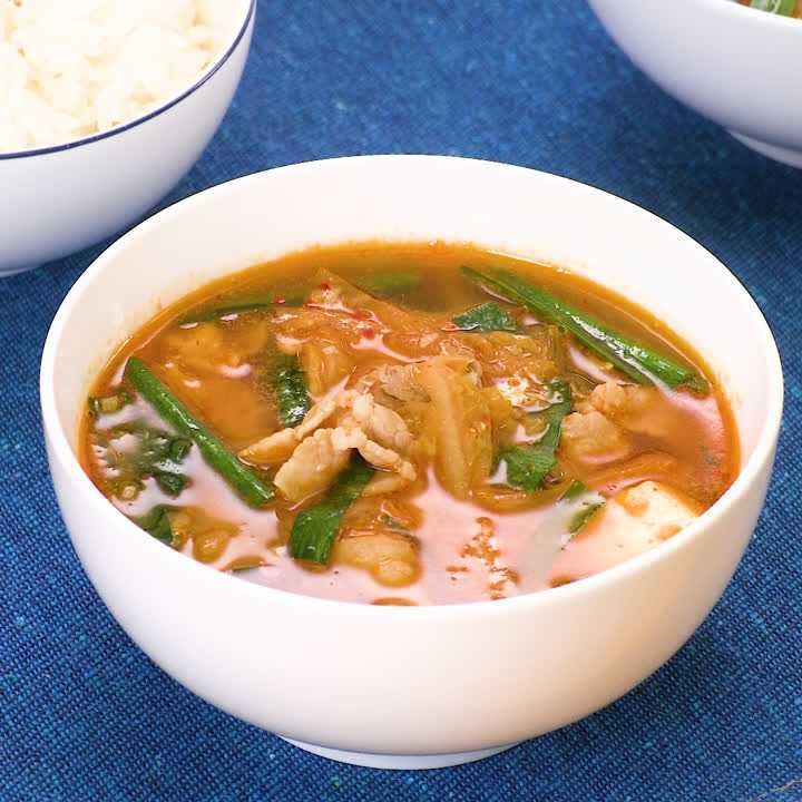 豚バラとニラのみそキムチスープ