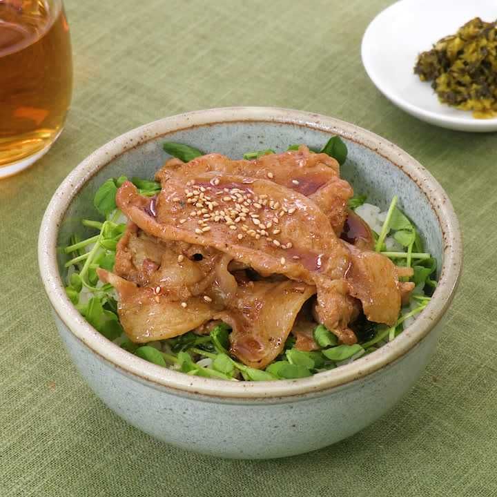 豚ロースの柚子胡椒照り焼き丼