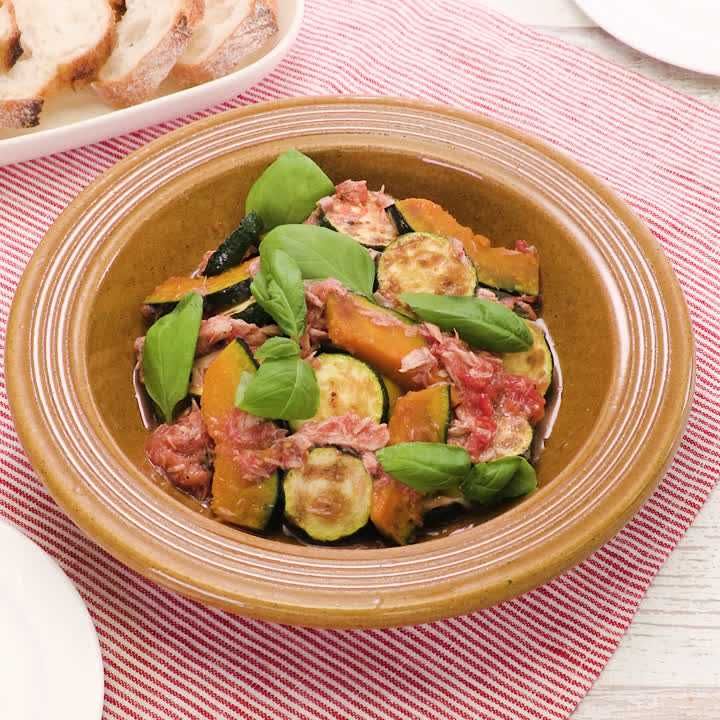 ズッキーニとかぼちゃのトマトあえ