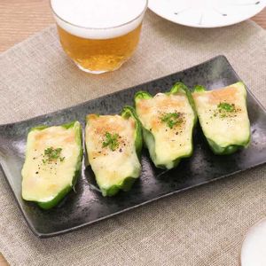 「ピーマンツナマヨチーズ焼き」のレシピ動画