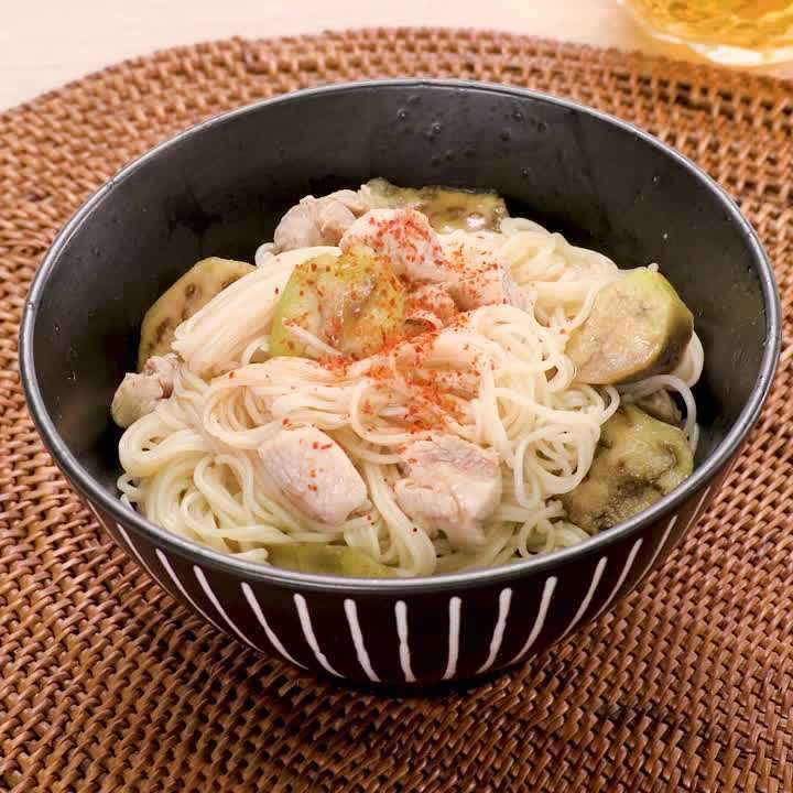鶏もも肉となすの中華風あえめん