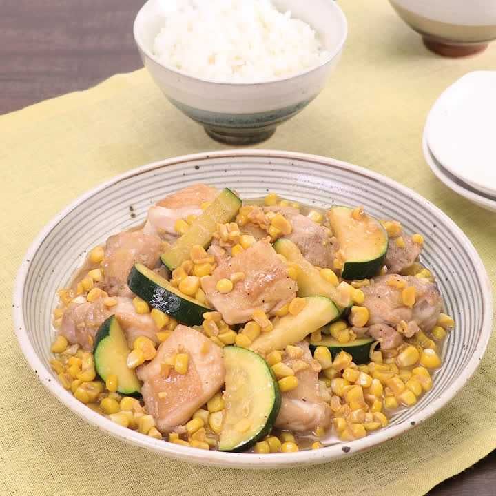 鶏ももとコーンのバターしょうゆ炒め