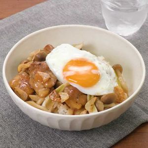 「ガリバタチキン丼」のレシピ動画