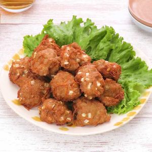 豚ひき肉とセロリの落とし揚げ