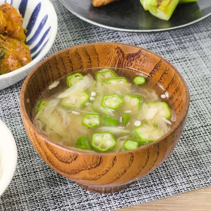 オクラとみょうがの味噌汁