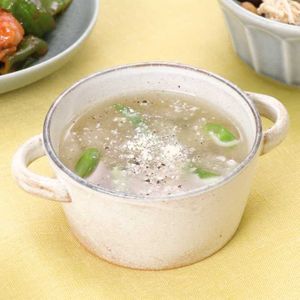 「いんげんと玉ねぎのコンソメスープ」のレシピ動画