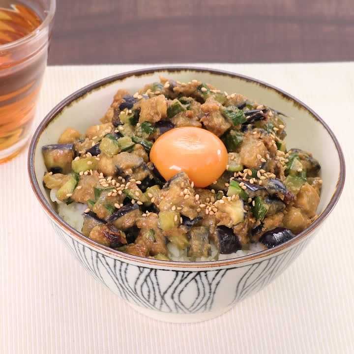 レンジで簡単 なすときゅうりのごまみそ丼のレシピ動画 作り方 Delish Kitchen